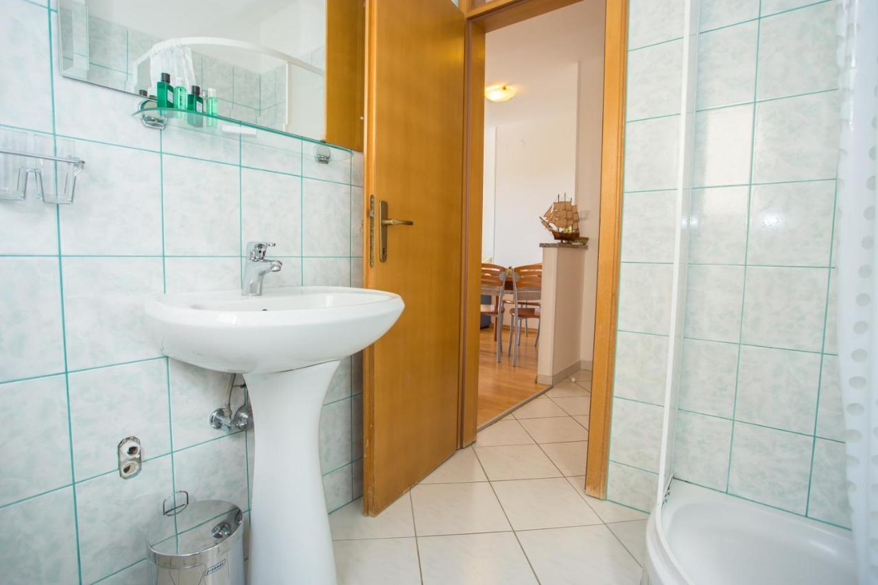 Appartement Apartman Vlado à Vrsar Extérieur photo
